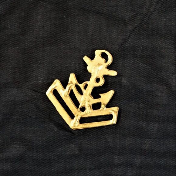 Nautical Boat Anchor Charm Tag Crafts Sewing Accent Gold Tone - Picture 4 of 4